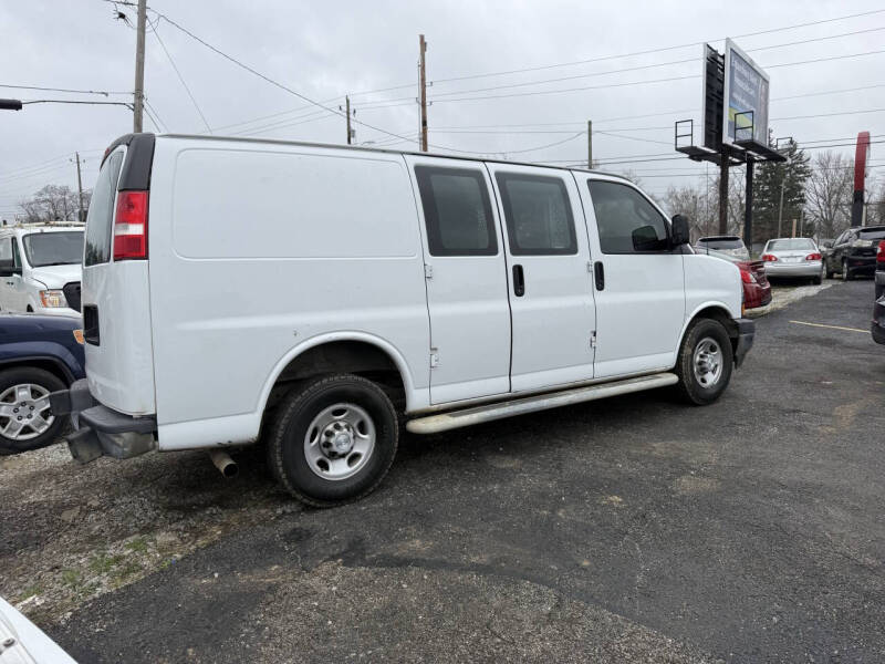 2018 Chevrolet Express 2500