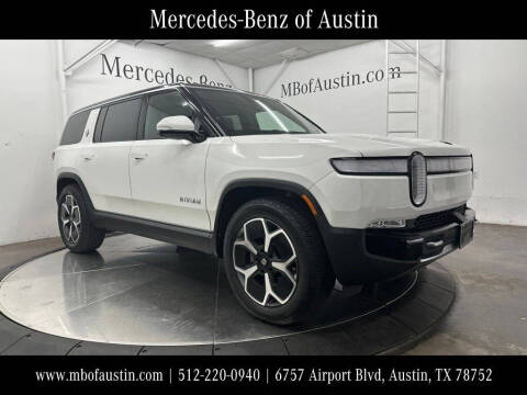 2023 Rivian R1S