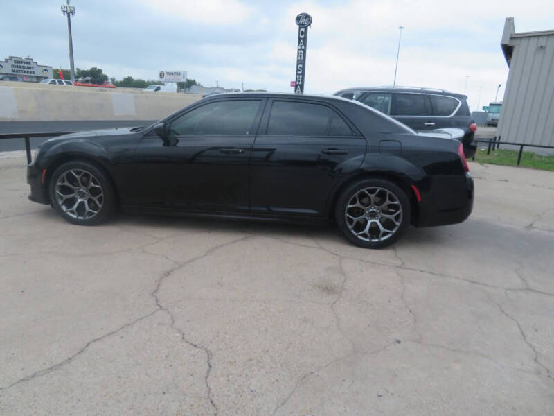 2018 Chrysler 300 S