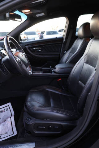 2017 Ford Taurus Limited