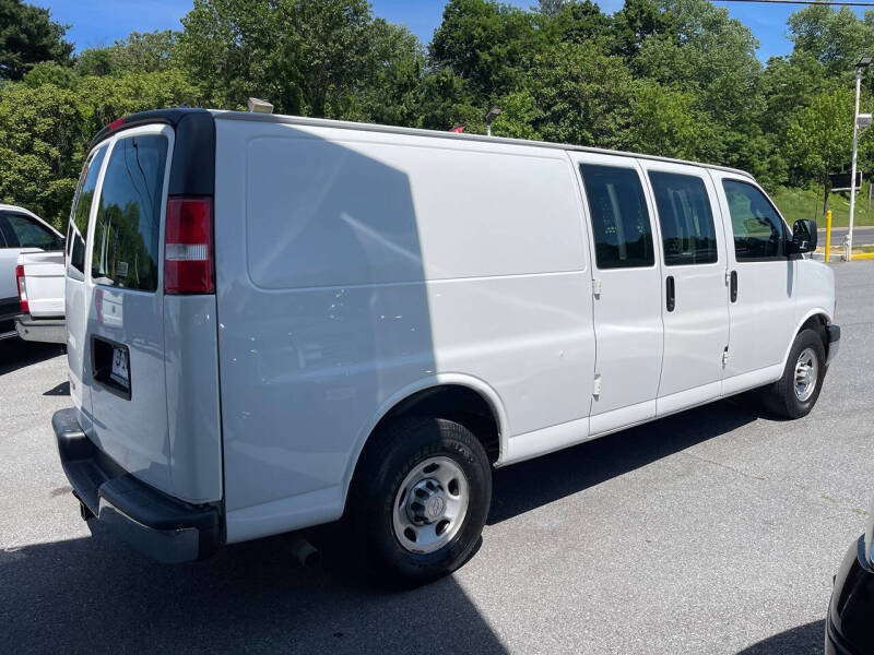 2018 Chevrolet Express 2500