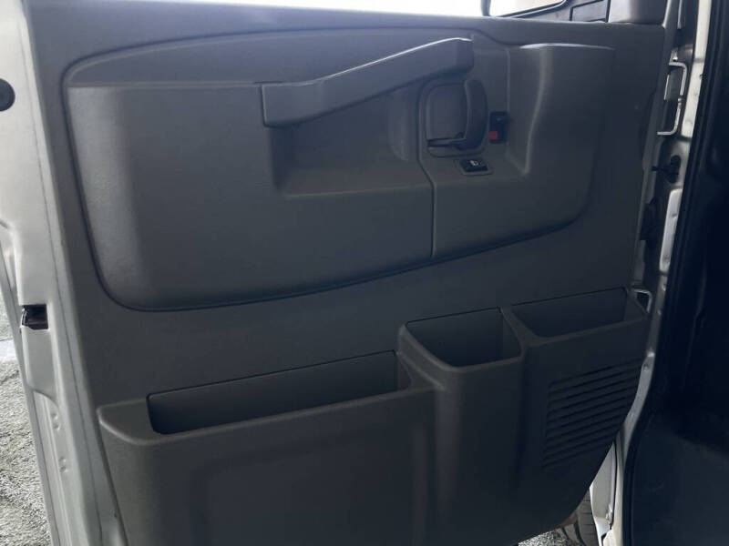 2017 Chevrolet Express LT 3500