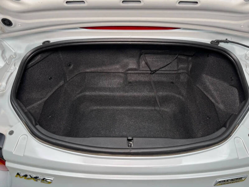 2016 Mazda MX-5 Miata Club