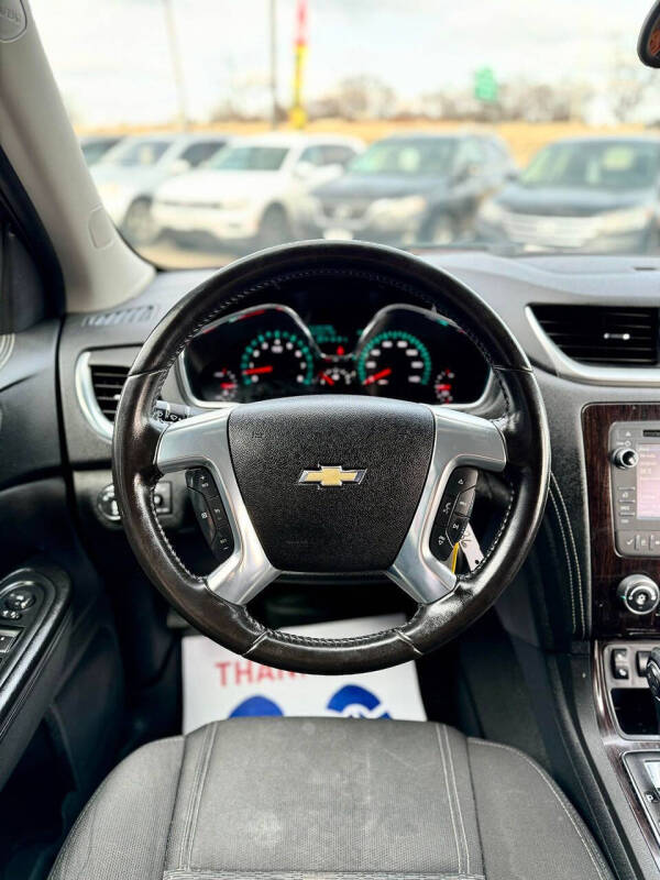 2017 Chevrolet Traverse LT