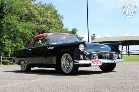 1956 Ford Thunderbird