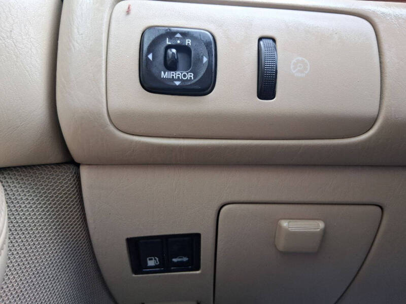 2005 Lexus ES 330