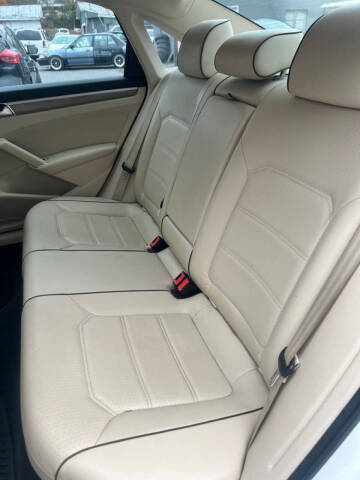 2016 Volkswagen Passat