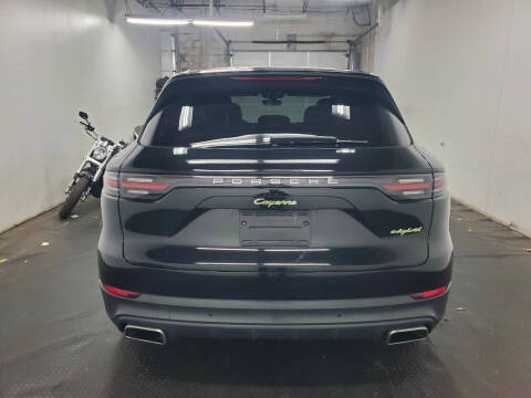 2019 Porsche Cayenne E-Hybrid