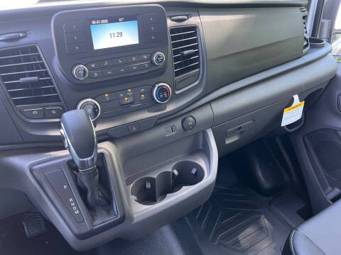2025 Ford Transit