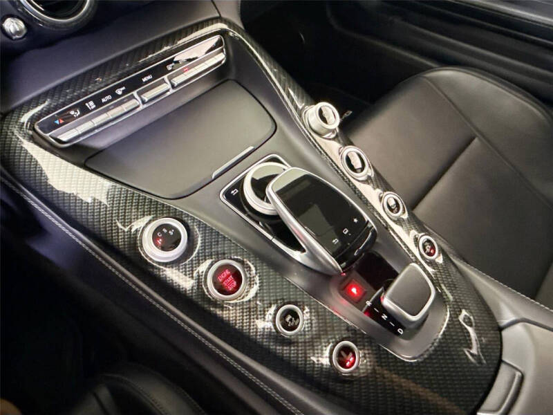 2017 Mercedes-Benz AMG GT