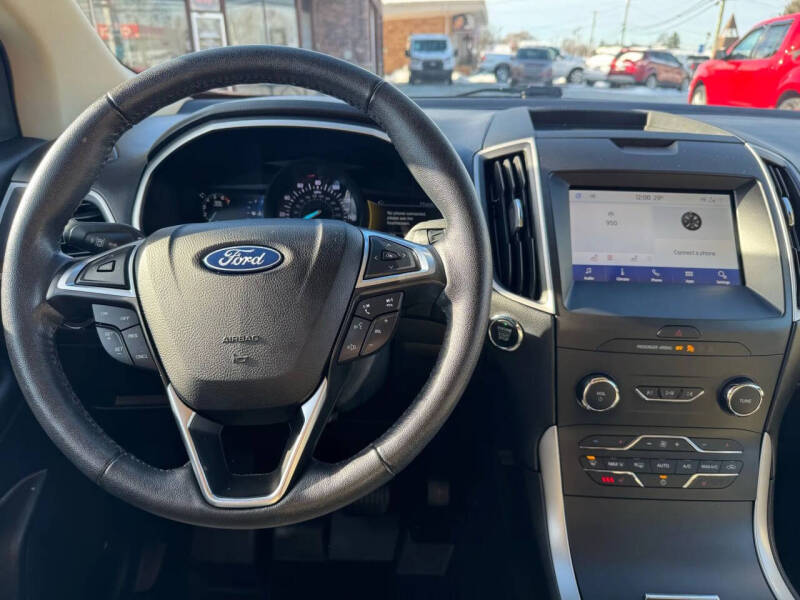 2020 Ford Edge