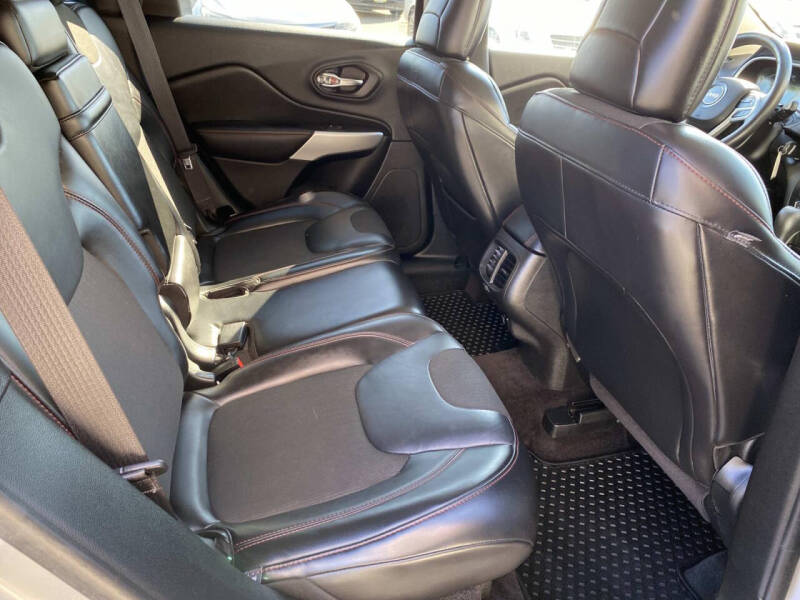 2017 Jeep Cherokee Trailhawk