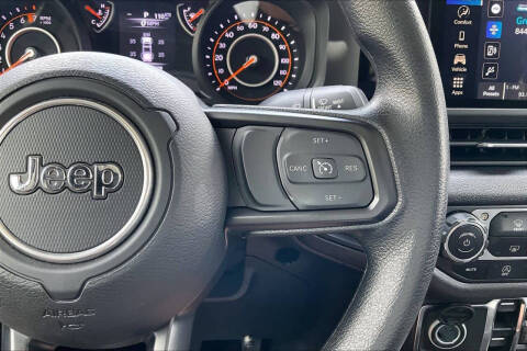 2024 Jeep Gladiator NightHawk
