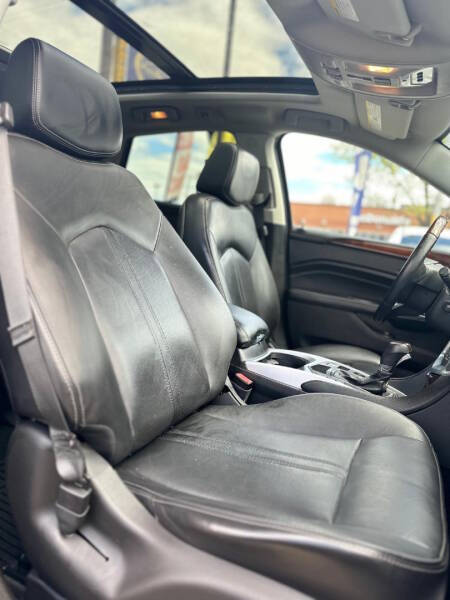 2012 Cadillac SRX Luxury Collection