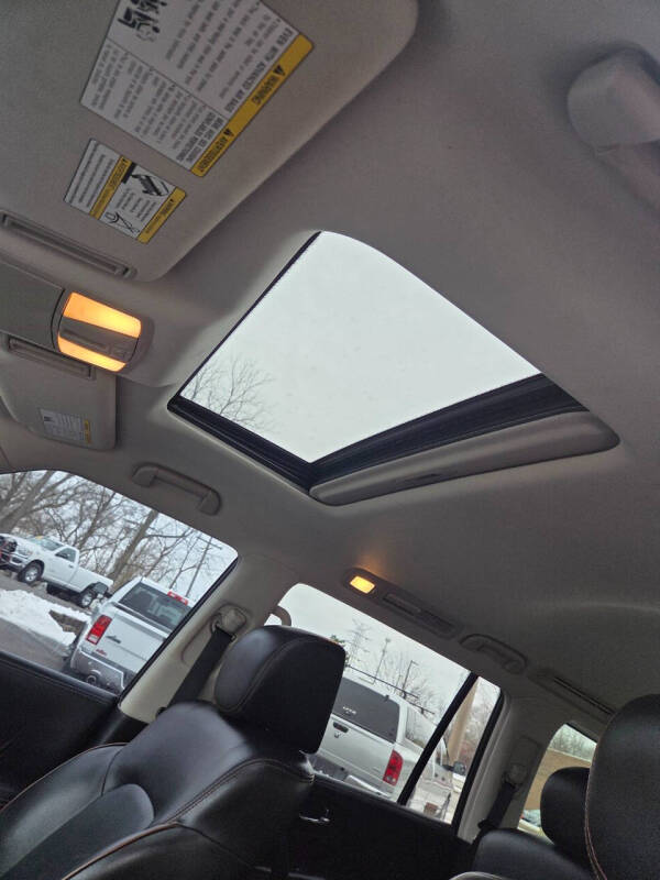 2017 Nissan Armada Platinum