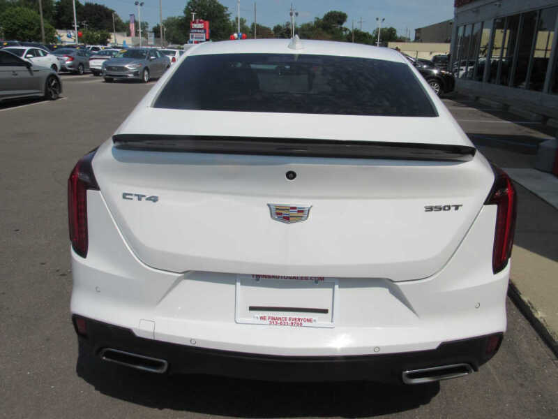 2022 Cadillac CT4 Luxury