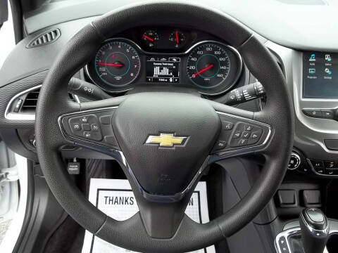 2017 Chevrolet Cruze LT Auto