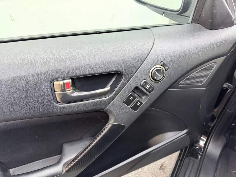 2015 Hyundai Genesis Coupe 3.8