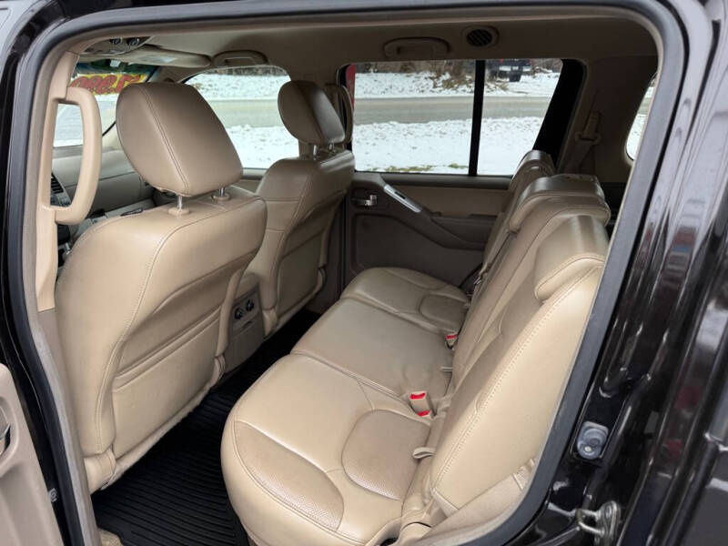 2011 Nissan Pathfinder S