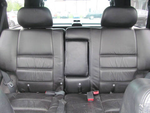 2004 Nissan Pathfinder LE Platinum