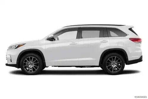 2019 Toyota Highlander for sale at Access Auto Direct in Baldwin NY