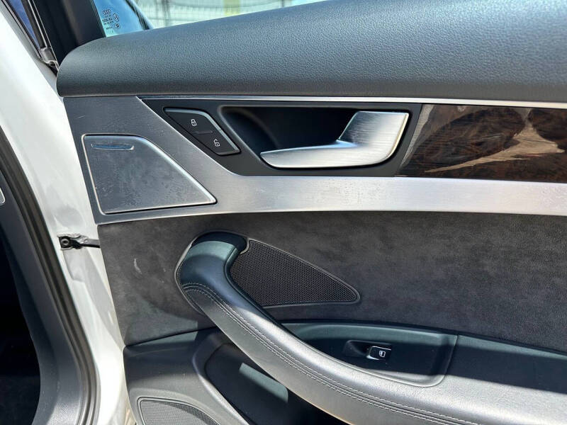 2012 Audi A8 quattro