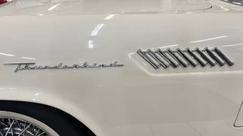 1957 Ford Thunderbird