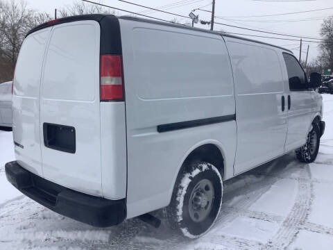 2017 Chevrolet Express 2500