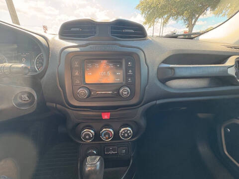 2016 Jeep Renegade Latitude 75th Anniversary