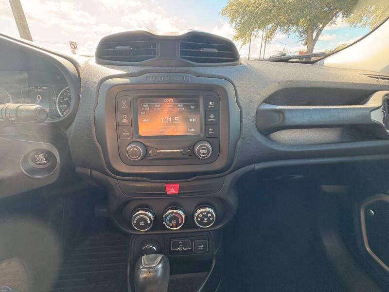 2016 Jeep Renegade Latitude 75th Anniversary