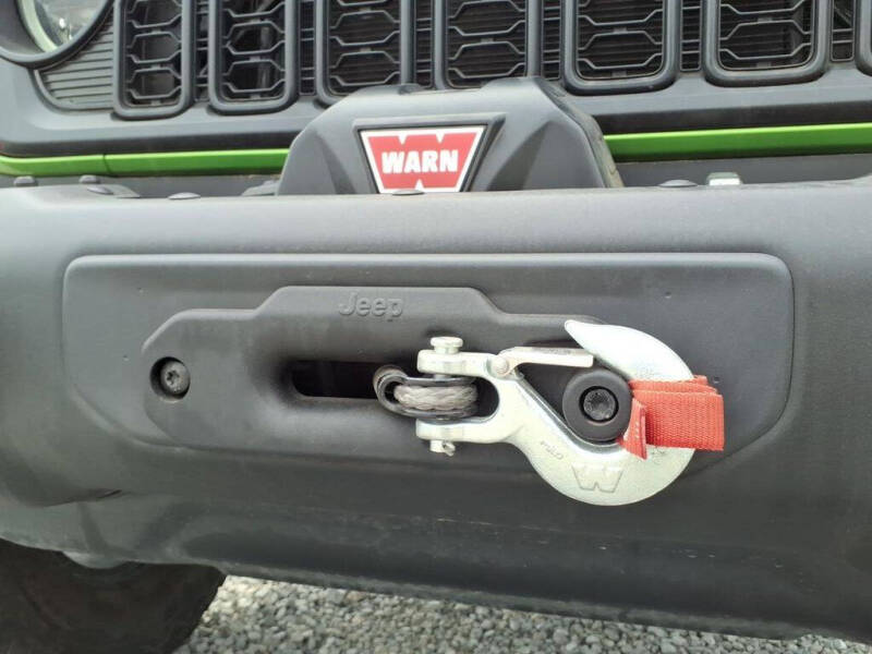 2026 Jeep Gladiator Shadow Ops