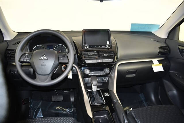 2026 Mitsubishi Eclipse Cross ES