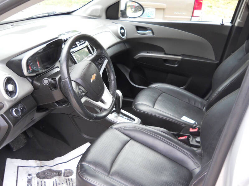 2019 Chevrolet Sonic Premier Auto