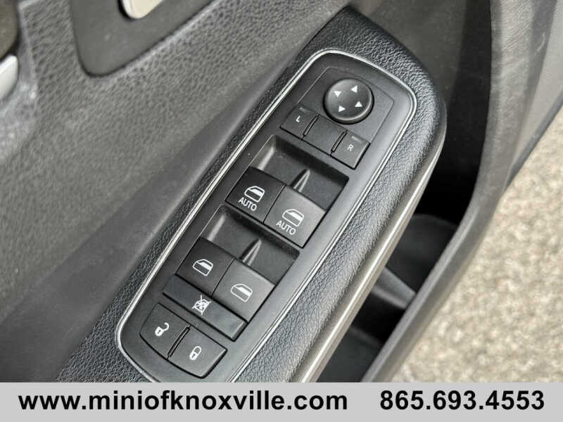 2015 Chrysler 300 Limited