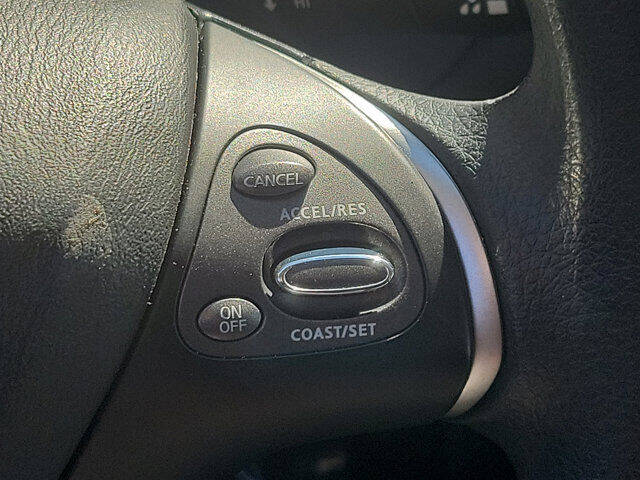 2020 Nissan Pathfinder S