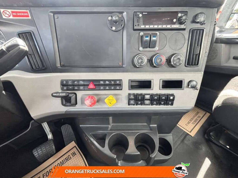 2023 Freightliner Cascadia