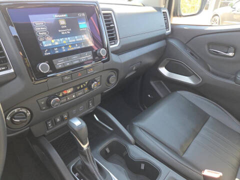 2023 Nissan Frontier SV