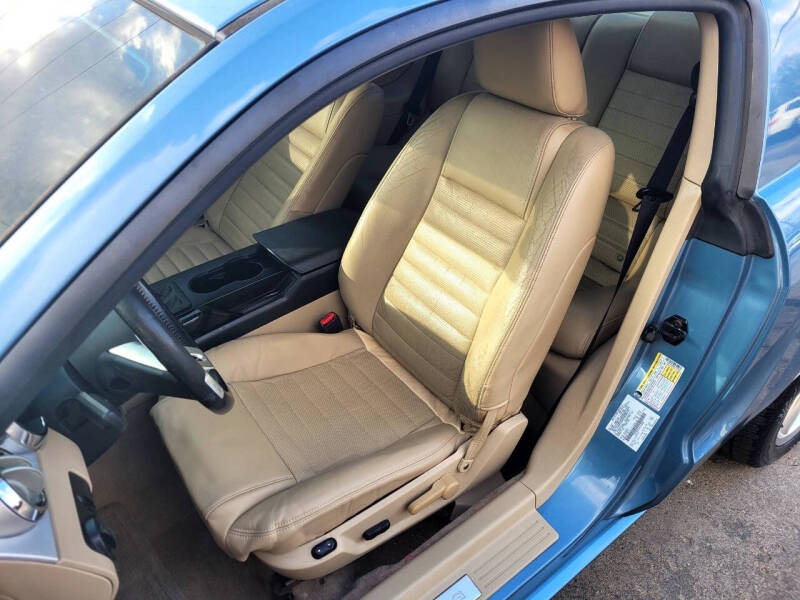 2006 Ford Mustang GT Deluxe