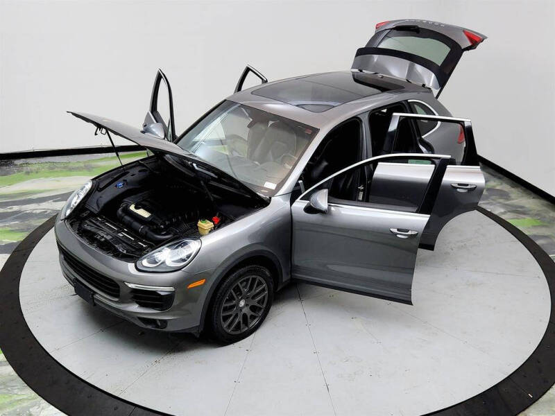2016 Porsche Cayenne
