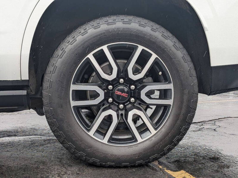 2022 GMC Yukon AT4