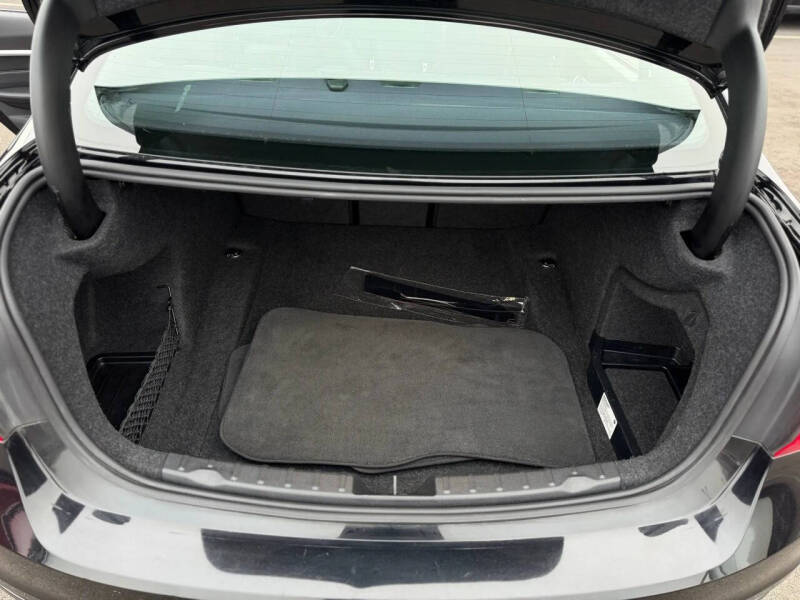 2018 BMW 3 Series 330i xDrive