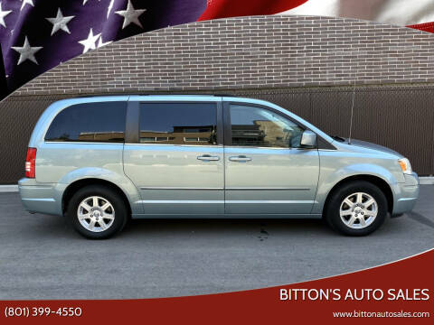 2010 Chrysler Town and Country Touring