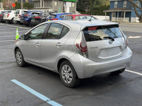 2014 Toyota Prius c One