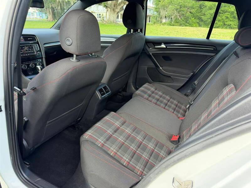 2016 Volkswagen Golf GTI S