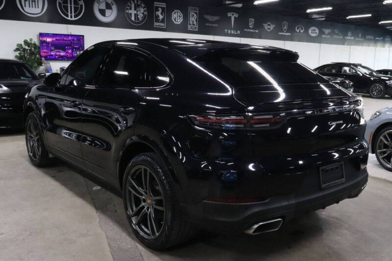 2022 Porsche Cayenne Coupe
