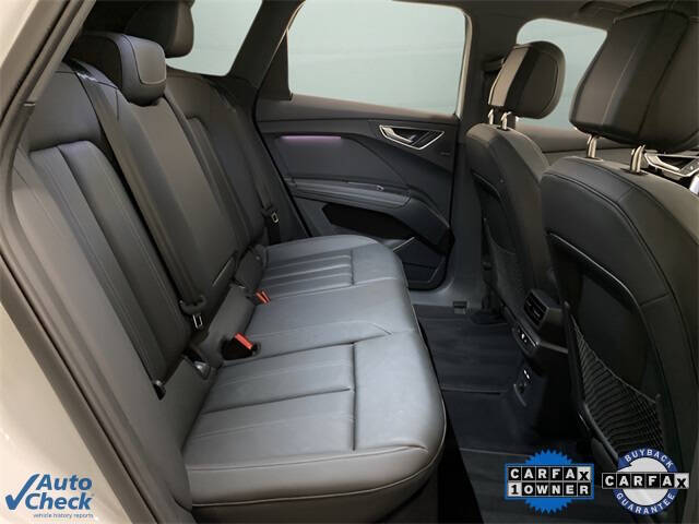 2024 Audi Q4 e-tron quattro Premium Plus 50