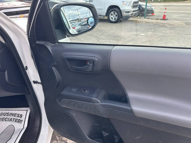 2021 Toyota Tacoma SR