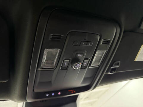 2023 Cadillac Escalade ESV Luxury