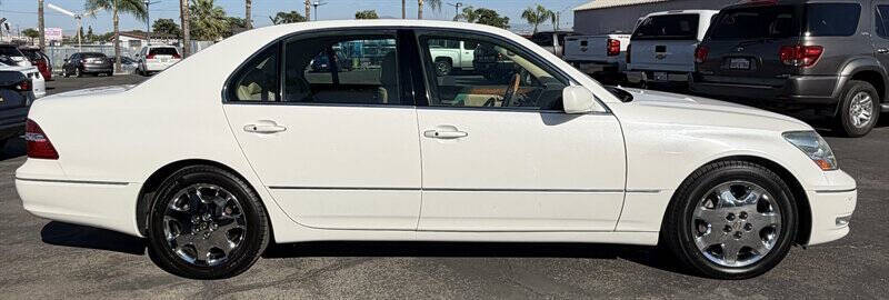 2004 Lexus LS 430