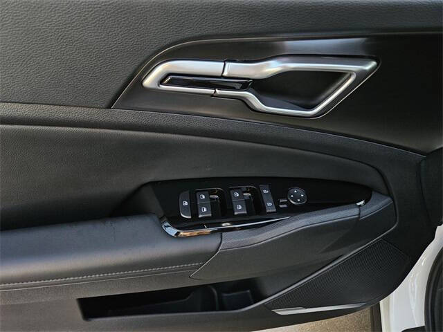 2025 Kia Sportage Hybrid EX